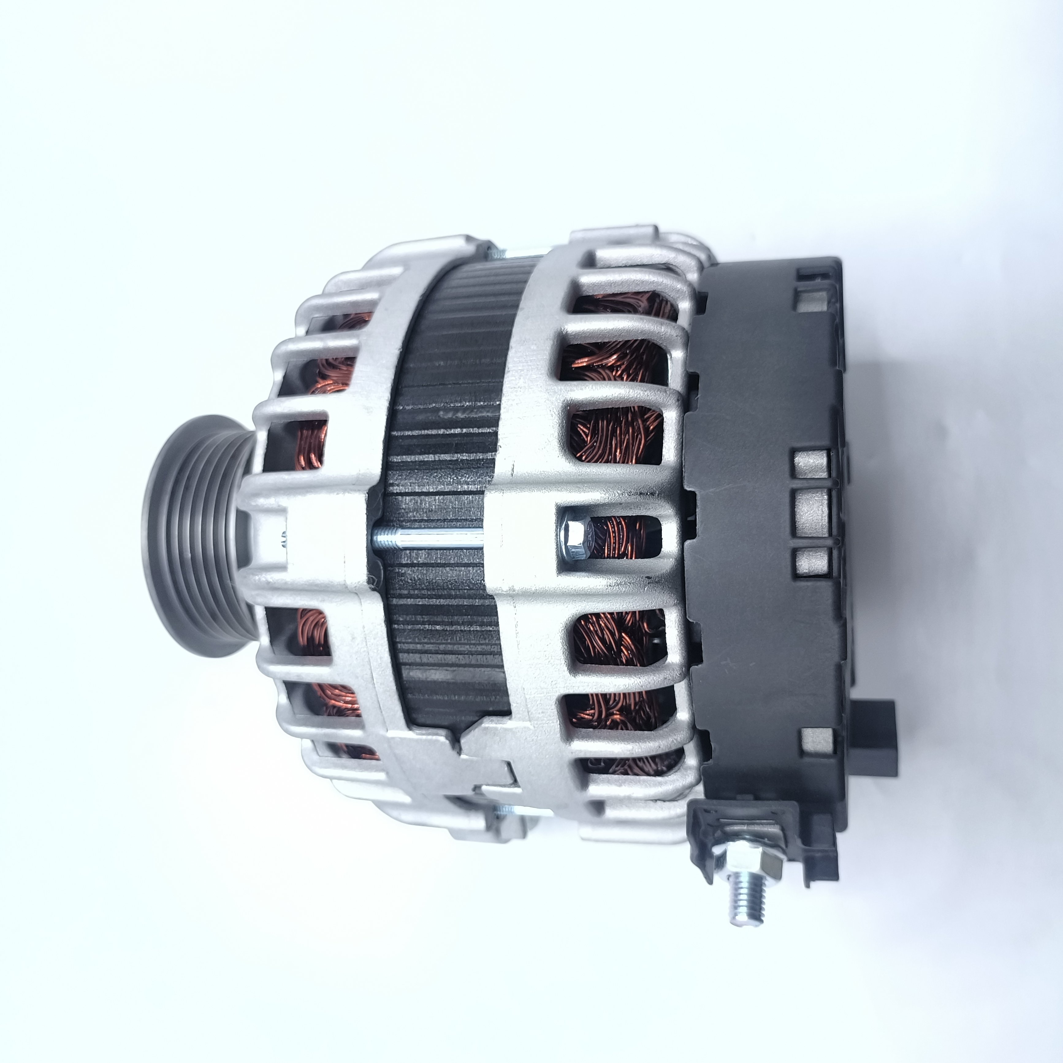 Popular Selling 12v 215A Car Alternator 30659580 0125812009 Automobile Generator Car Alternator for volvo Xc60 08-