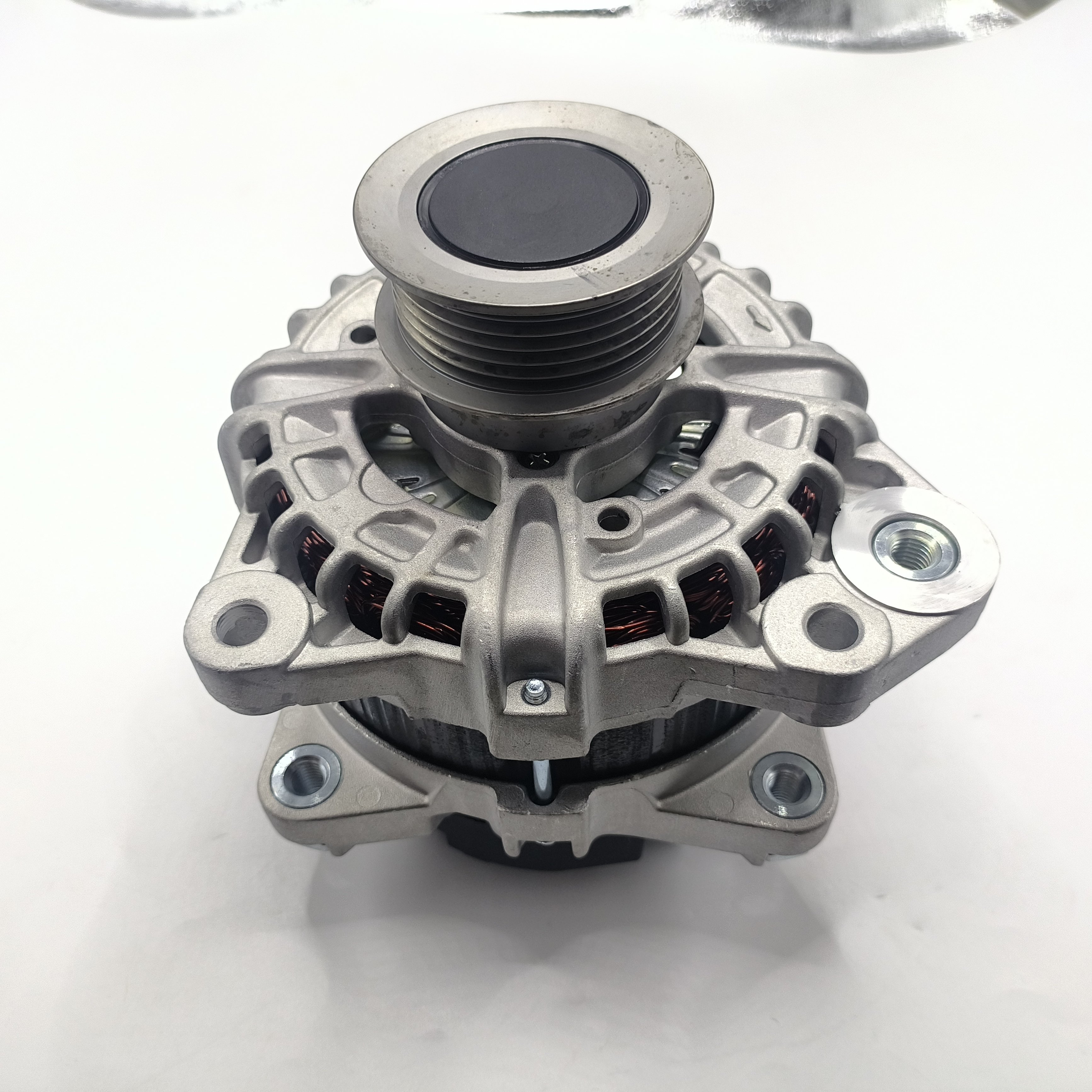 Popular Selling 12v 215A Car Alternator 30659580 0125812009 Automobile Generator Car Alternator for volvo Xc60 08-