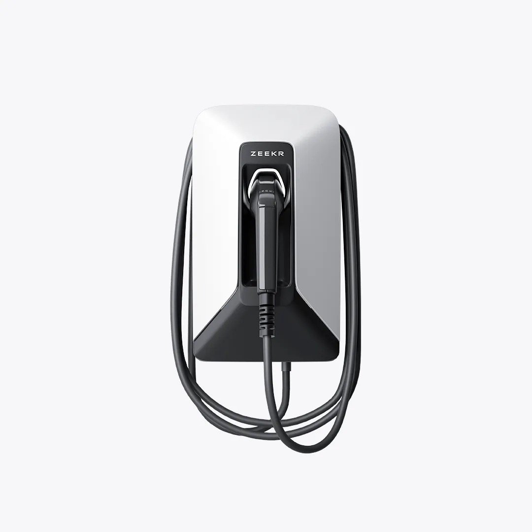 Hot Selling Zeekr EV Car Charger 32A Type 2 IEC IP55 Electric Car Charging Pile 7KW Output Power New Condition Competitive Price