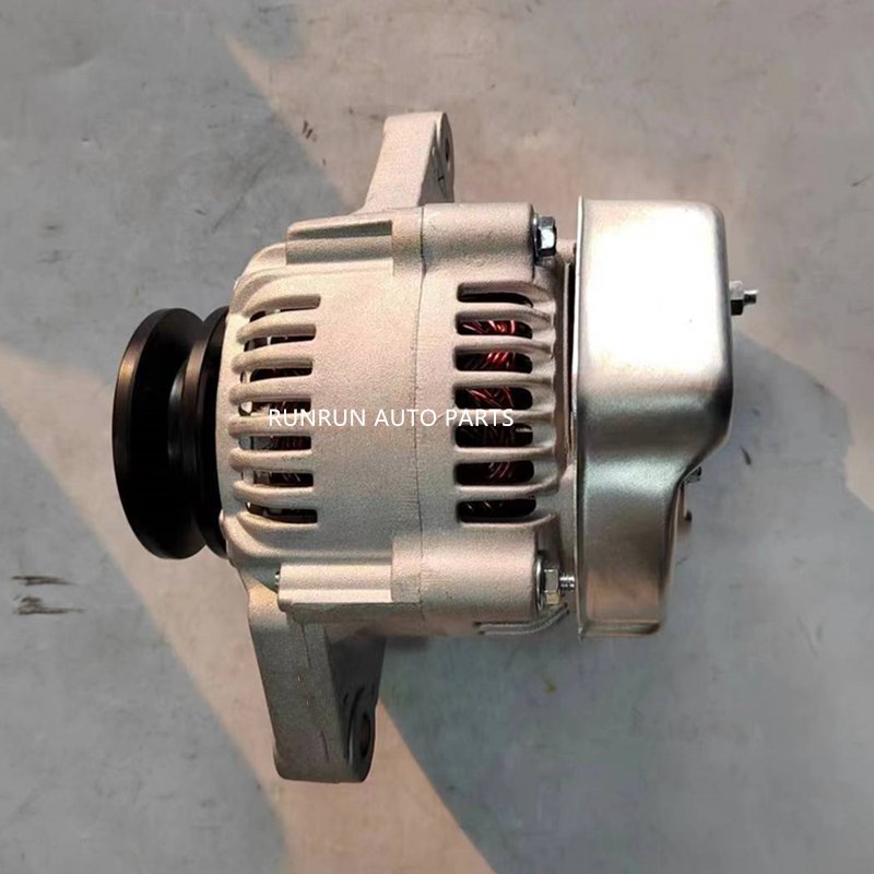 12V 40A Alternator Generator for AEBI TC07 D782 12190N 125564A1 16231-64010 16231-64012