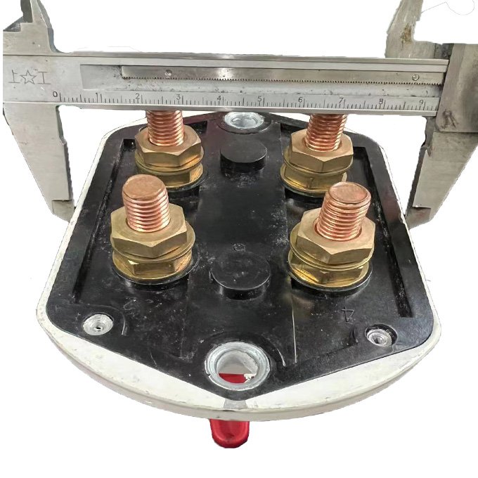 Heavy Duty Dual Battery Master Isolator Cut Off Switch With 4 Pole Connections