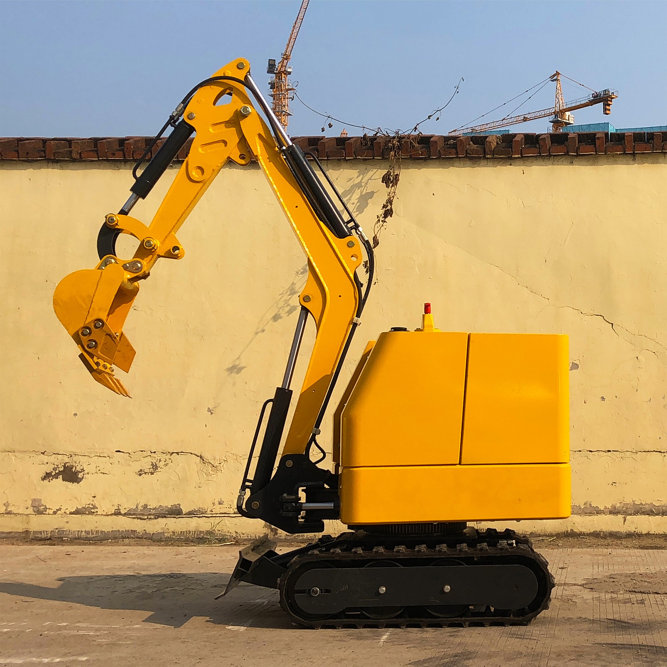 2024 Latest Model IoT/Unmanned/auto Pilot/automatic Excavators Demolition Robot with Remote Control