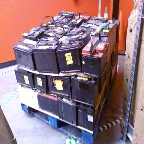 Auto Lead Acid Battery Scrap / Used Telephone Batteries