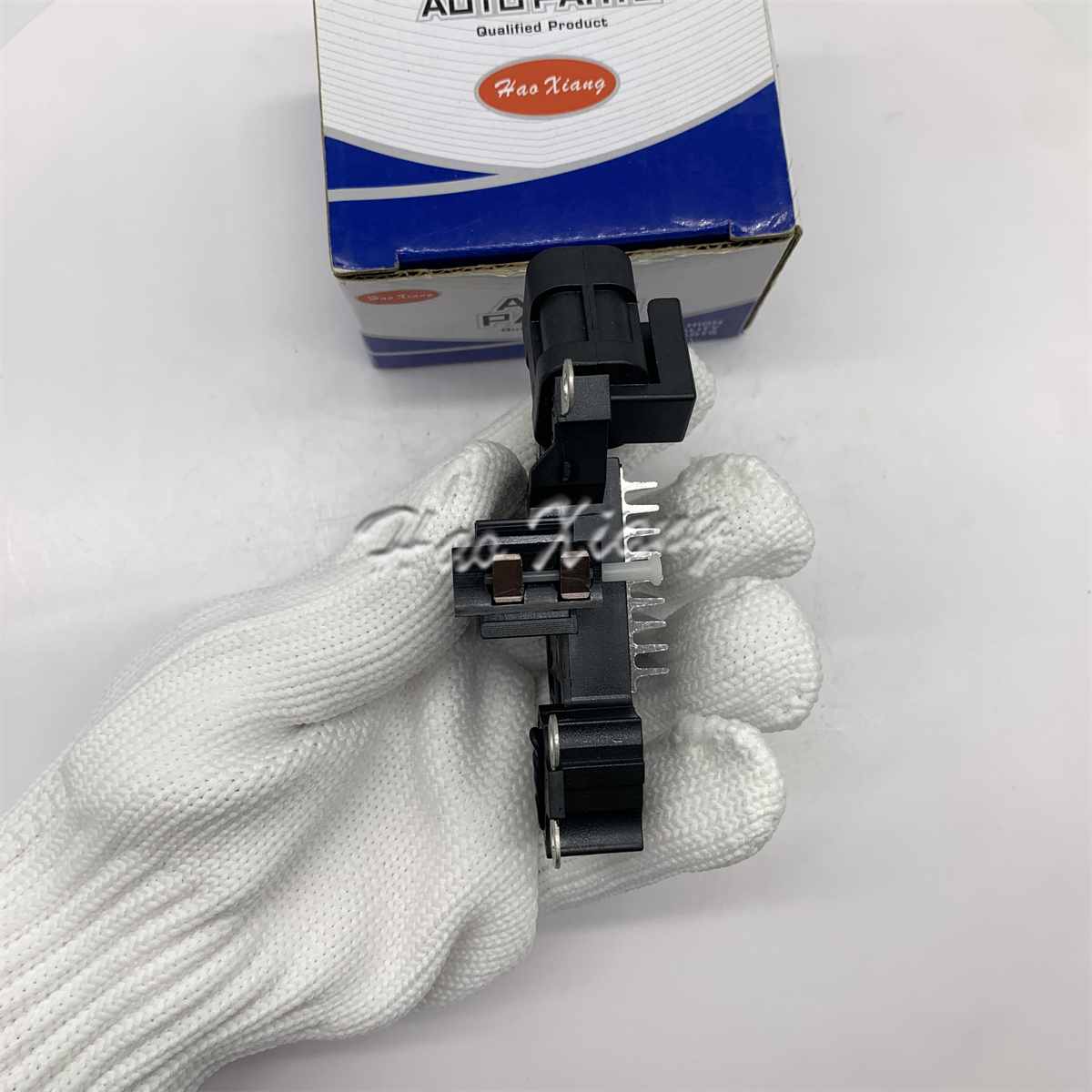 Haoxiang High Quality Alternator Voltage Regulator CIH744 for Honda Isuzu Voltage Regulator