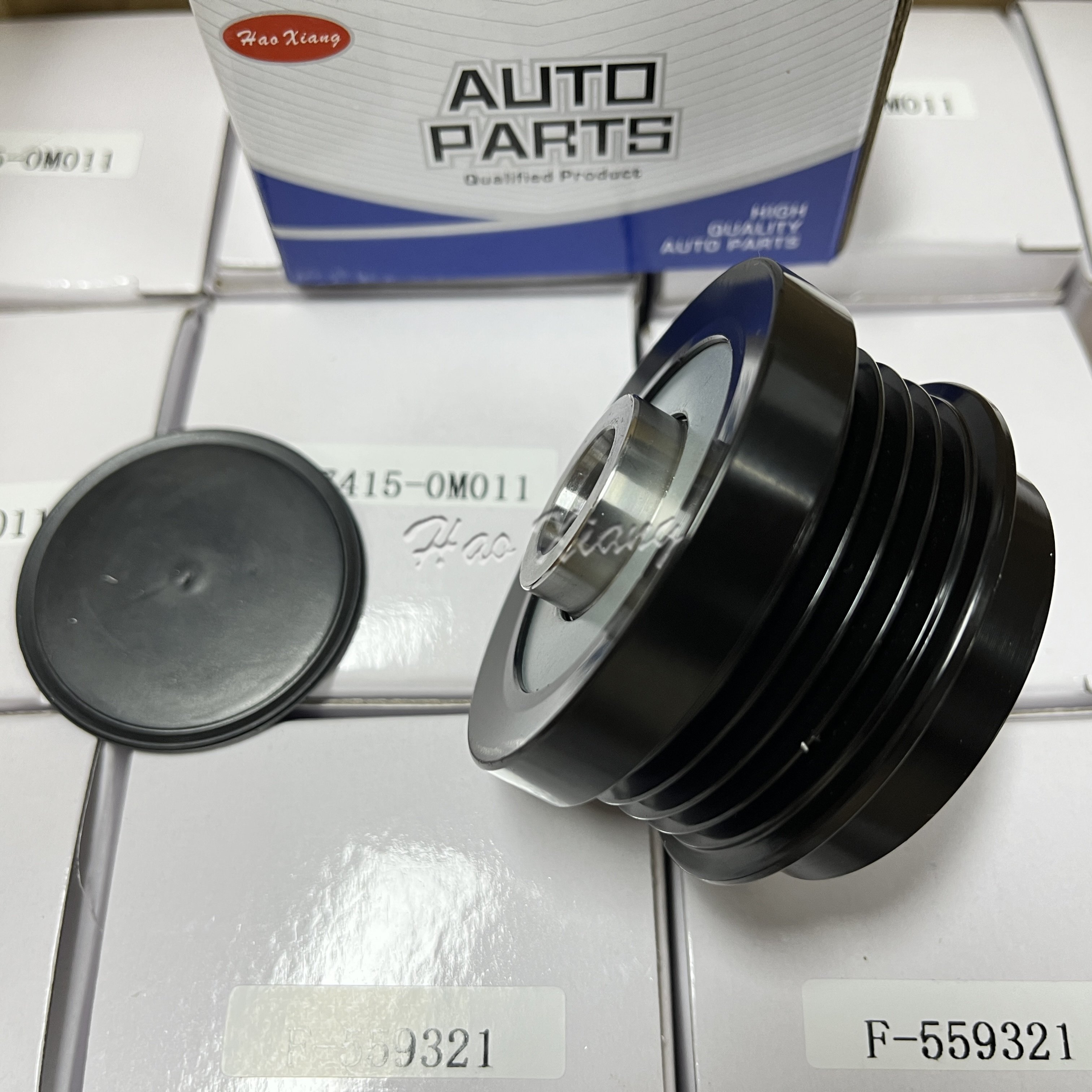 Haoxiang Auto Parts Clutch Pulley 27415-0M010 for Toyota Alternator Parts