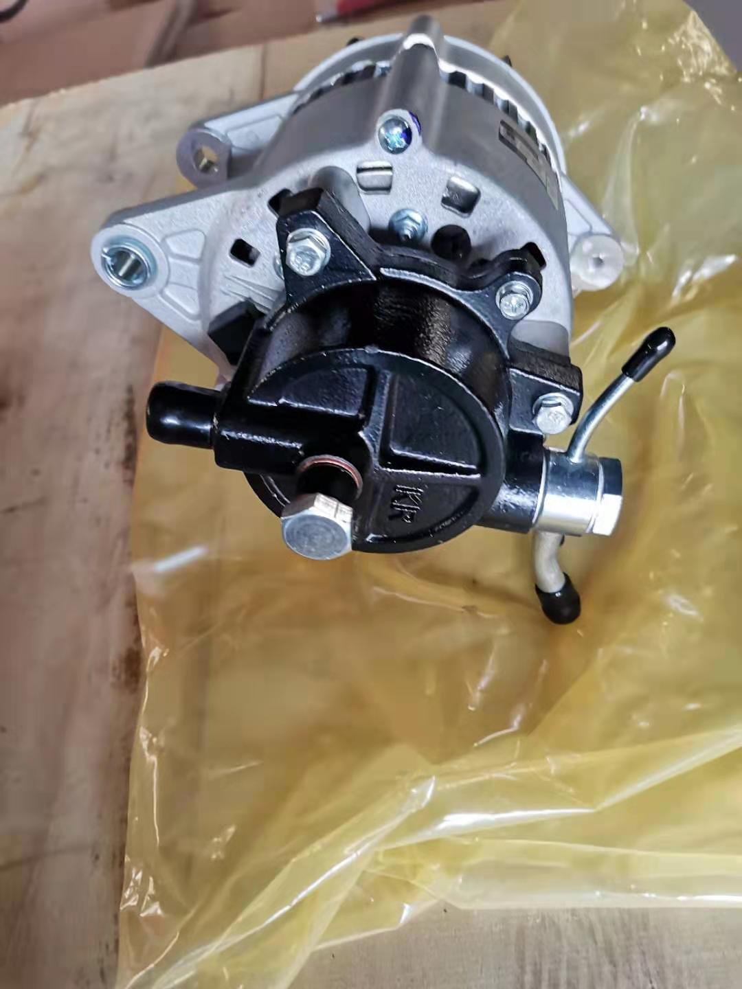 OEM 37300-4Z505 for KIA K2700 GENERATOR ASSY ALTERNATOR