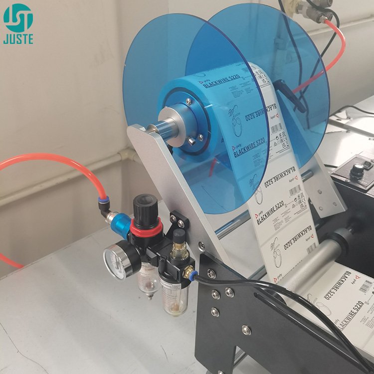Semi Automatic Small Tabletop Label Applicator Sticker Labeling Machine for Round Plastic Water Glass Bottle Tube Beer Can Jar