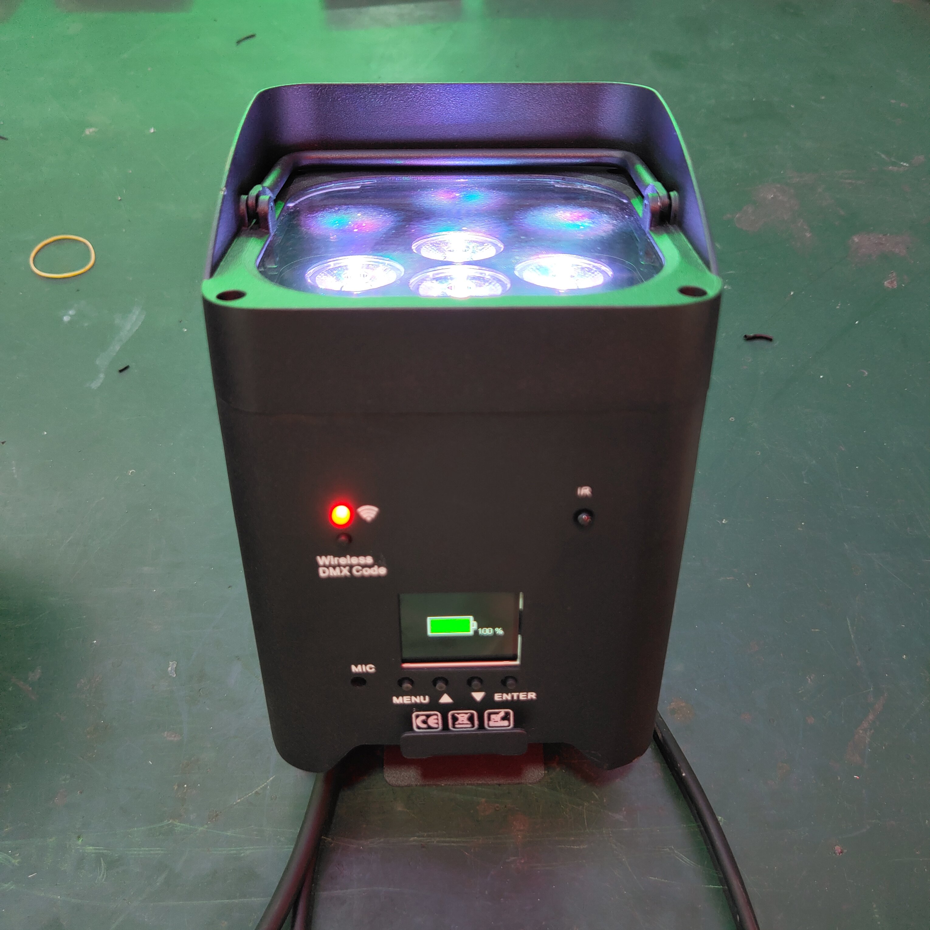 Factory Direct Sales of 6*18W Portable Par Lights Battery for Long Battery Life Suitable for Small Gathering Rooms Private Room