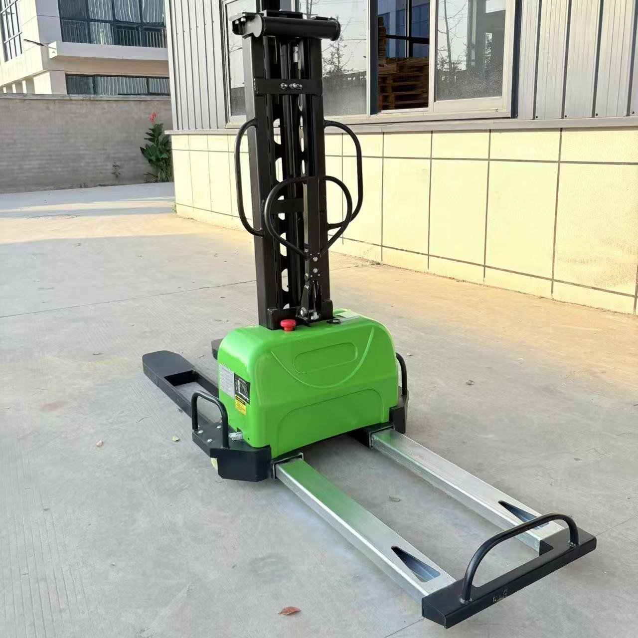 Self Loading Stacker 500kg 700kg 1 Ton Electric Pallet Truck Hydraulic Lifter Portable Electric Stacker for Car