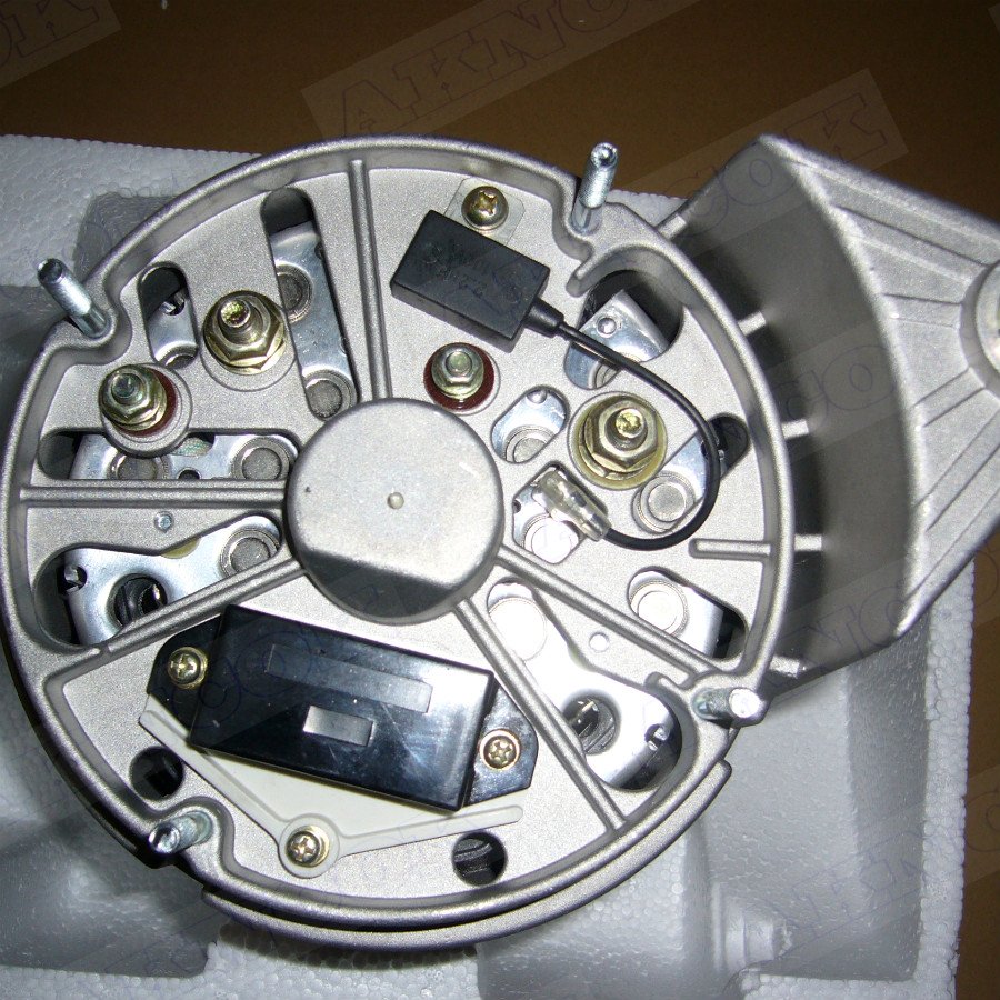 24V 140A ALTERNATOR 0120689530,0120689535,0120689571,0986038290,0986041640,1986A00004,111833,0081547802,0111545002,0131547302