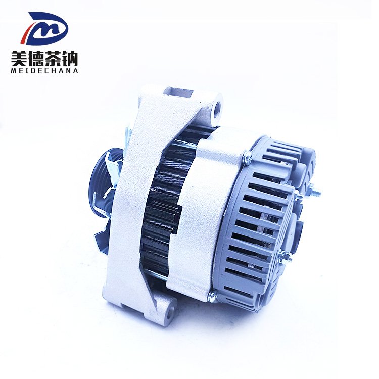 Selling High-quality Engine Alternator VG15600090012 Is Used for Truck Spare Parts Alternator.