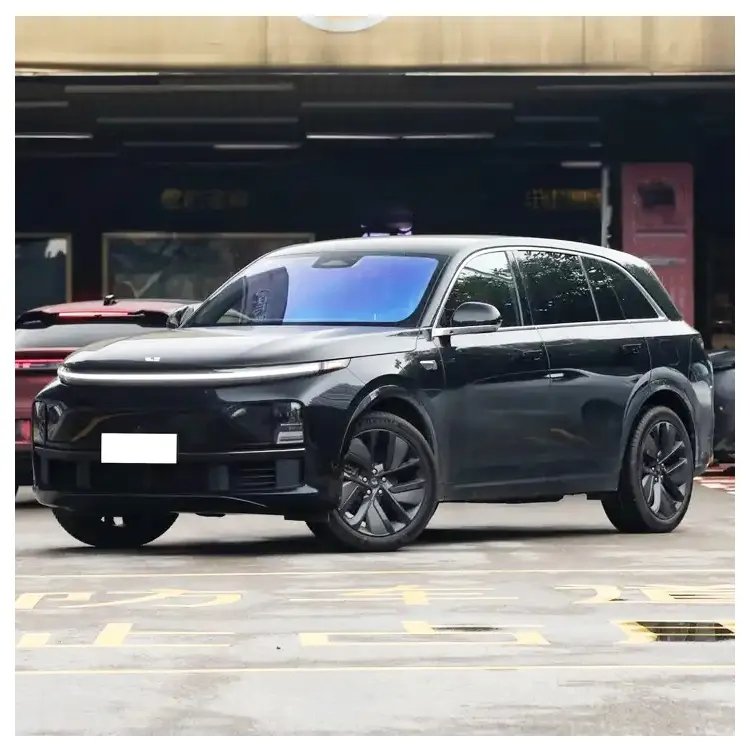 Large Space Long Endurance Factory Wholesale Price Lixiang L7 2023 Air Version Ev Car New Car in Stock