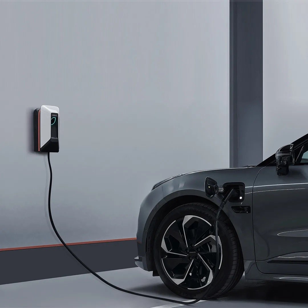Zeekr 7KW New Energy Car Electric Charging Pile AC EV Charger Station 32A Output Current 11KW Factory Supported Design Logo