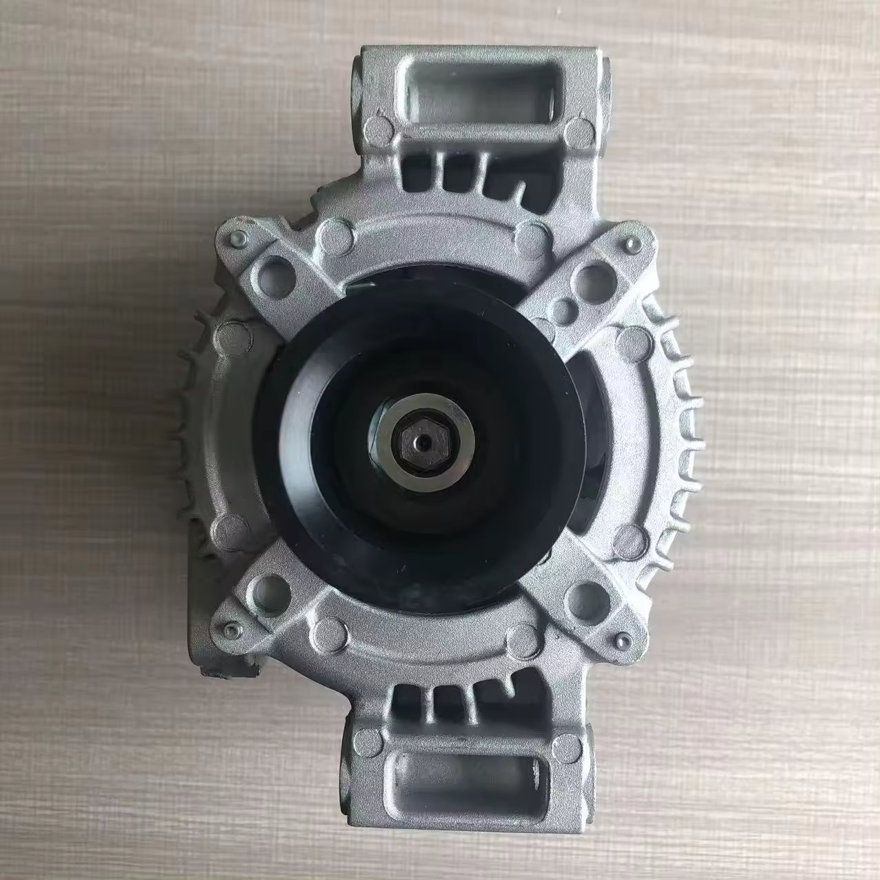 Wholesale New for for Land Cruiser 1VD Alternator Starter 27060-51010 for Vehicle Replacement and Maintenance