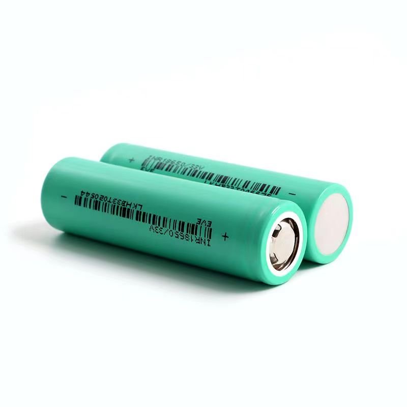 33V 18650 3300mAh 3.6V 10A Flat Top Rechargeable 3.7V Lithium Battery Cell Ideal for Battery Packs