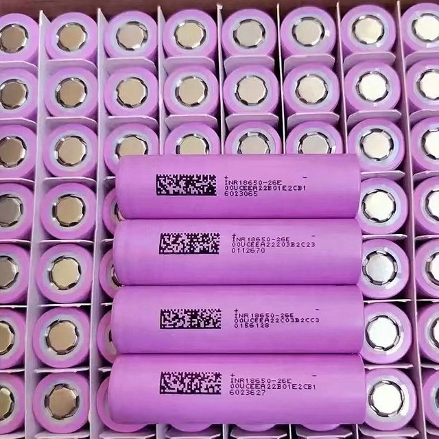 Rechargeable Lithium Akku 3200mah 3000mah Icr18650 Cells Li-ion 18650 Battery 3.7v 3500mah Batteries Dmegc INR18650-32E 3C 10A