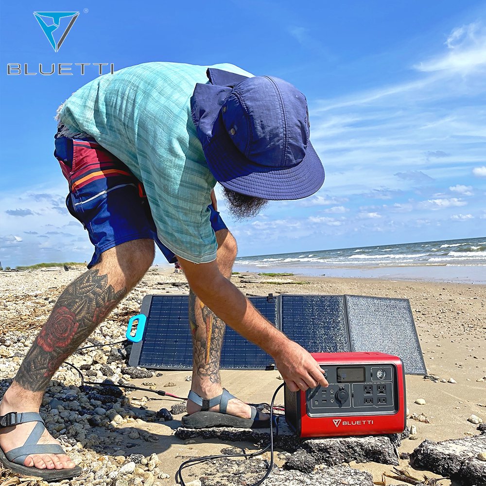 Bluetti AC60P Portable Power Station 600w With PV120 Solar Panel Alternator Movement Portable Energy
