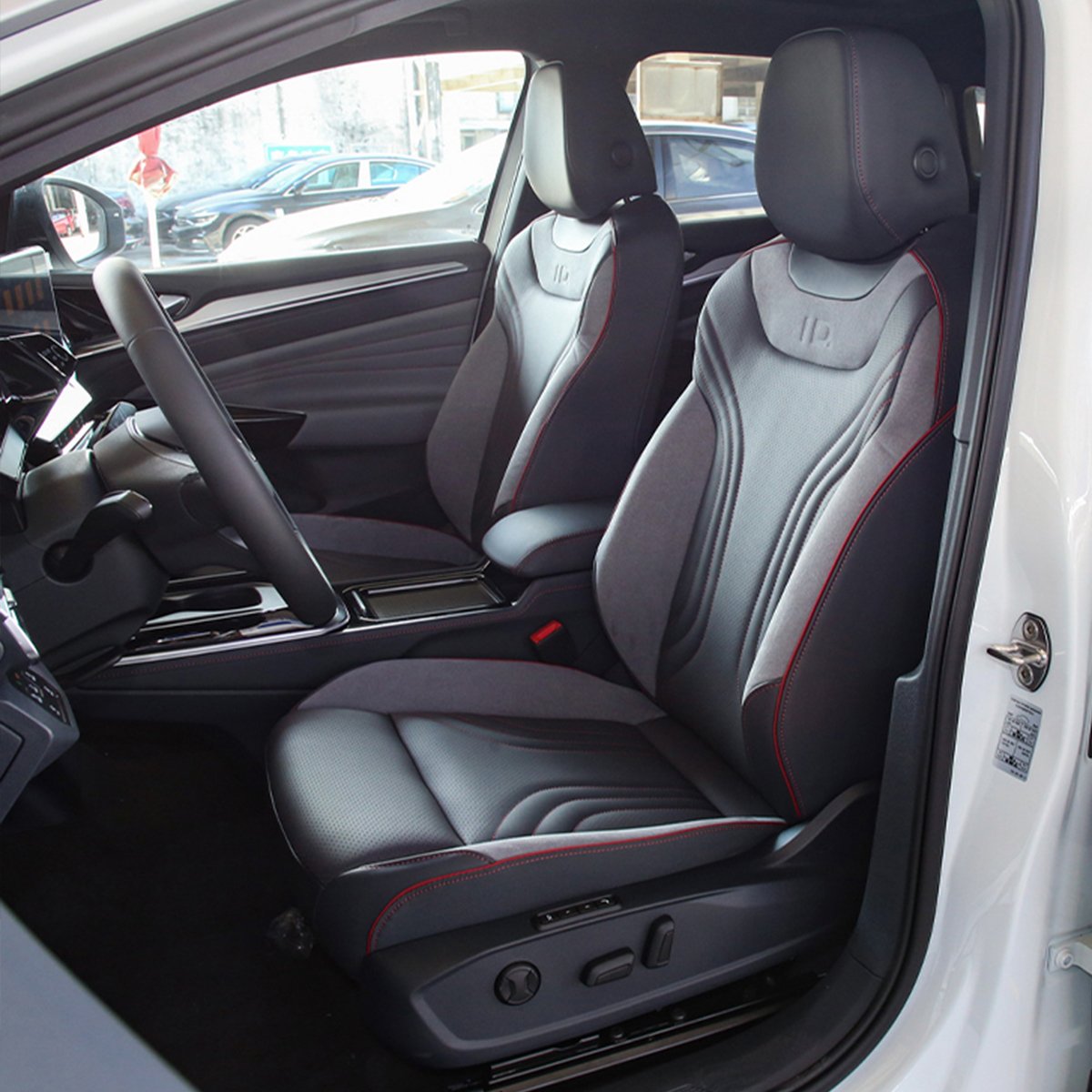 VW ID4 CROZZ PURE+ Electric SUV Cars Range 600KM New Energy Electric Vehicles with Hybrid Fuel & Lithium Battery in Stock