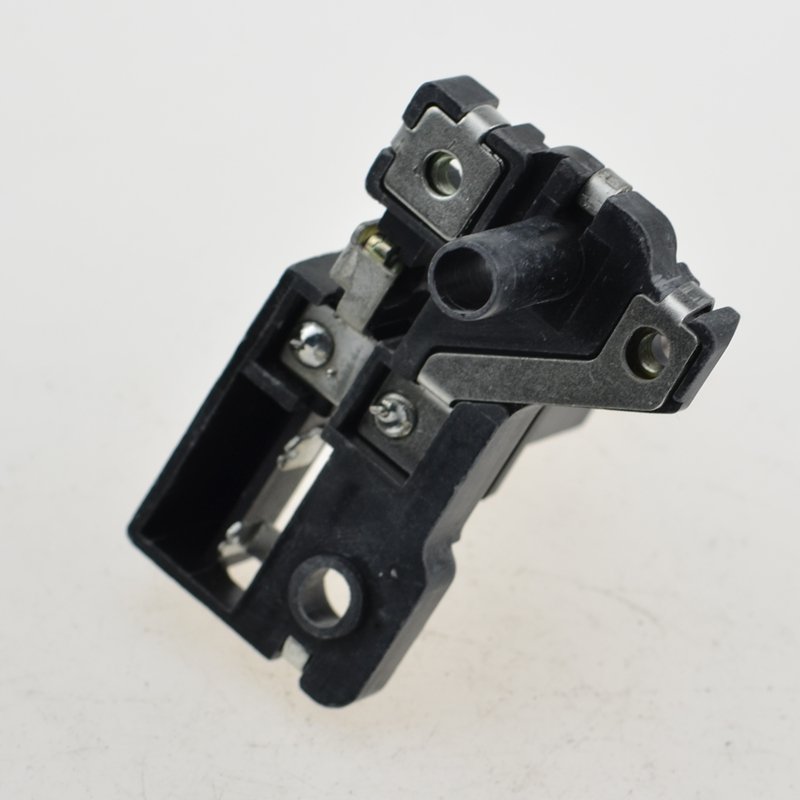 HDA051 Alternator Carbon Brush Holder 135226, 021630-0601, 021630-0602, 27373-64170, AHN5226