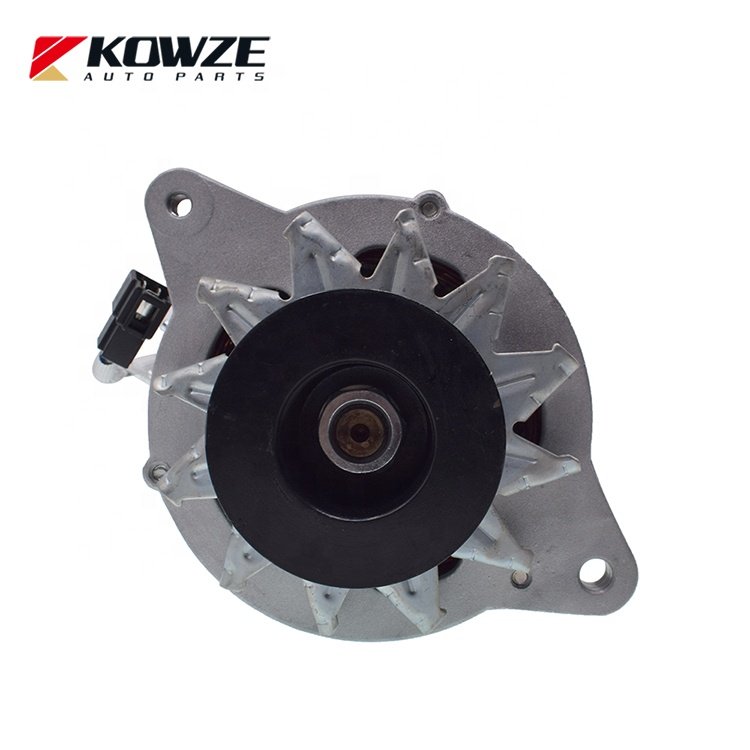 Auto Parts Alternator for TOYOTA HILUX Prado 3L 2L 27020-54351