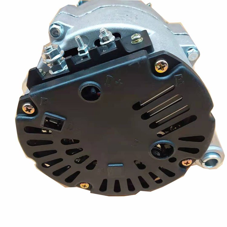 AC Alternator 28V 70A Alternator 3415609 3972529 3979372 4939018 C3972529 C3979372 C4934903 for Yuchai 4D JFZ273A