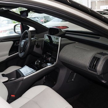 2023 Toyo-ta BZ4X X-MODE 4WD Pro Pure New Energy Vehicle High Speed EV SUV FAW for Sale