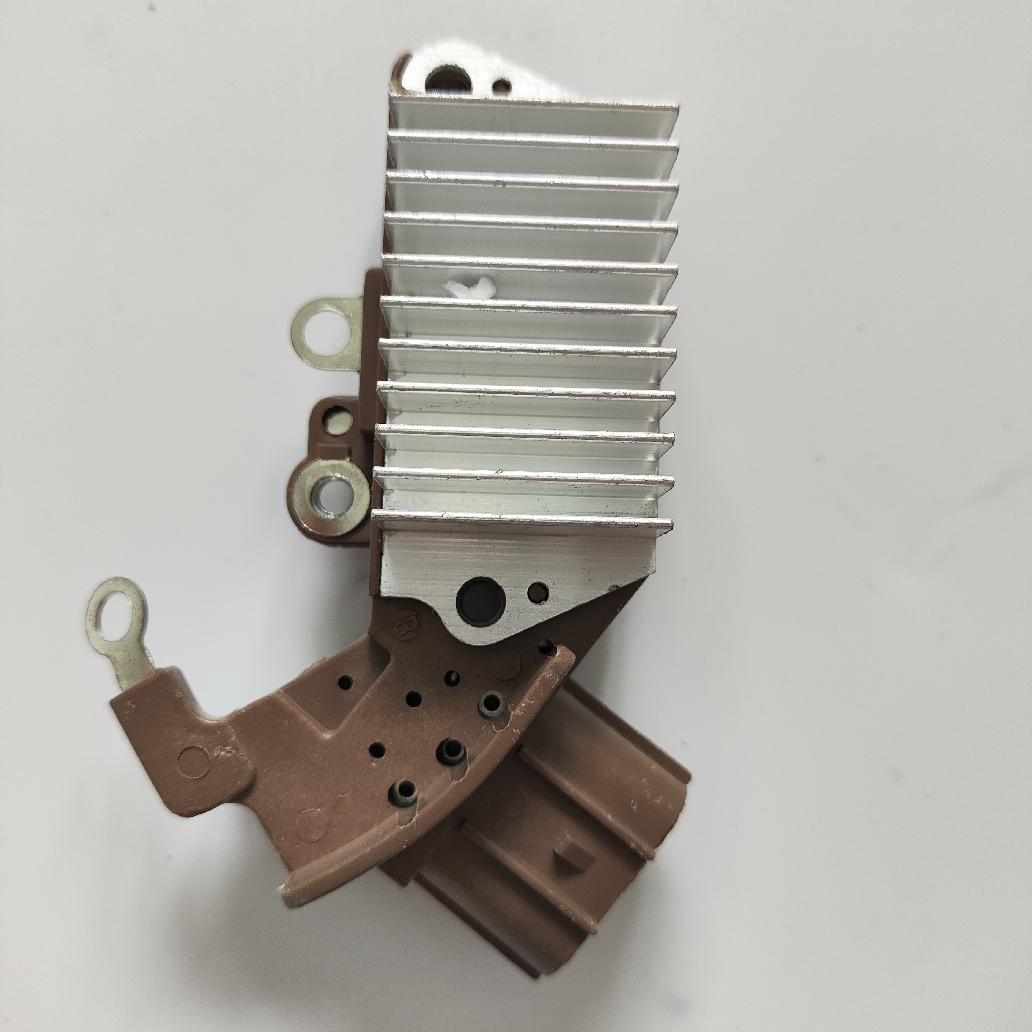 Original Quality Genuine Auto Alternator Regulator 126000-3171 for toyota