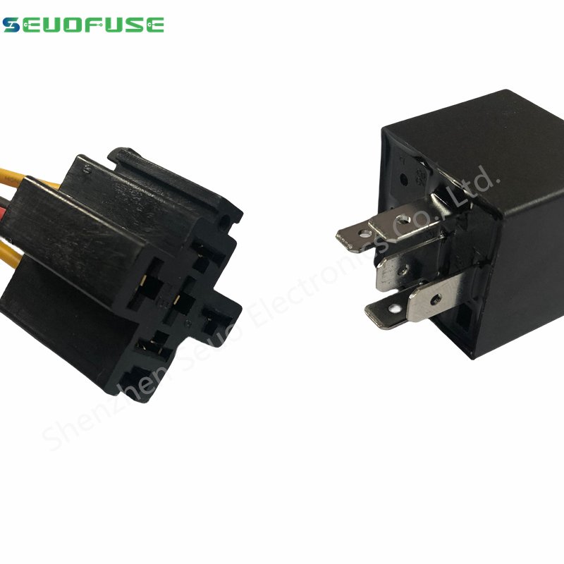 Hot Selling Waterproof Automotive Relay 12V 24V 4pin 5pin 4P 5P 40A Car Relay With Black Red Copper Terminal With Relay Socket