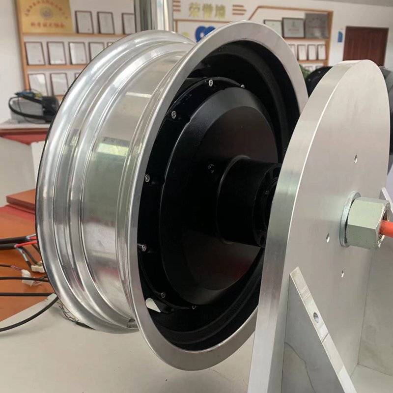 5000W New Energy Electric Car Motor Motor Customized High Quality 12 Inch Brushless DC Motor Electric Vehicle Engine 8000w V4