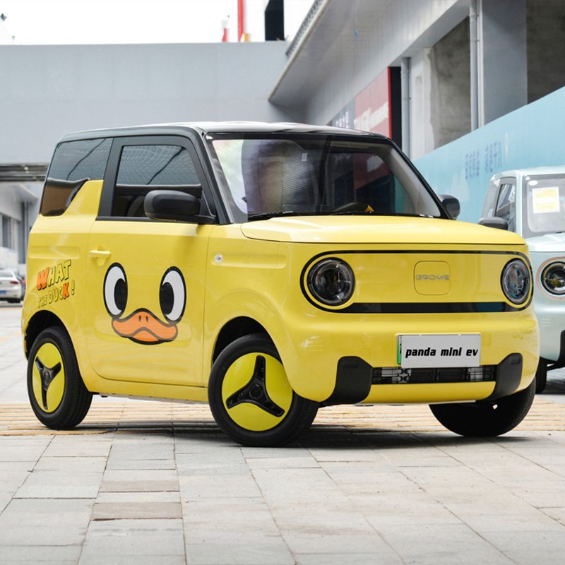 The Hottest 120km 200km Range 2WD 4seats Mini EV GEELY Panda Mini 2023 2024 Cheap Mini Electric Car for Sale in China