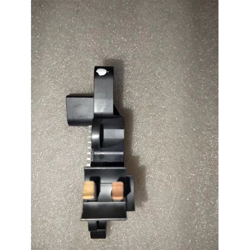 0272220856 for Bosch Alternator Regulator for Volkswagen/Audi//SKODA/seat Voltage Regulator for Car Alternator
