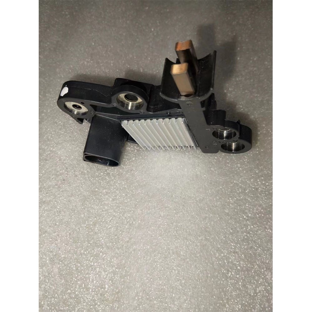0272220856 for Bosch Alternator Regulator for Volkswagen/Audi//SKODA/seat Voltage Regulator for Car Alternator
