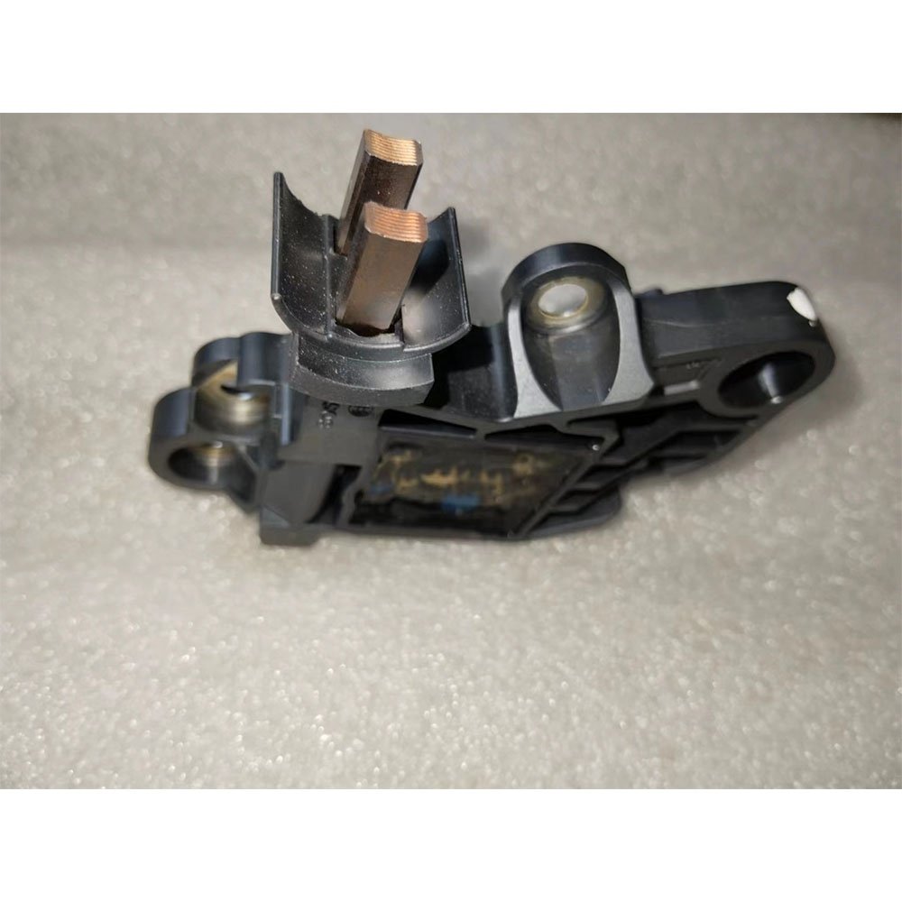 0272220856 for Bosch Alternator Regulator for Volkswagen/Audi//SKODA/seat Voltage Regulator for Car Alternator