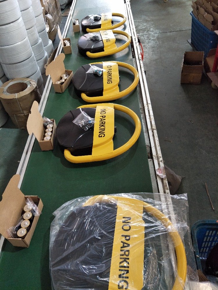 GPRS WIFI Controlled Parking Auto Lock Barrier
