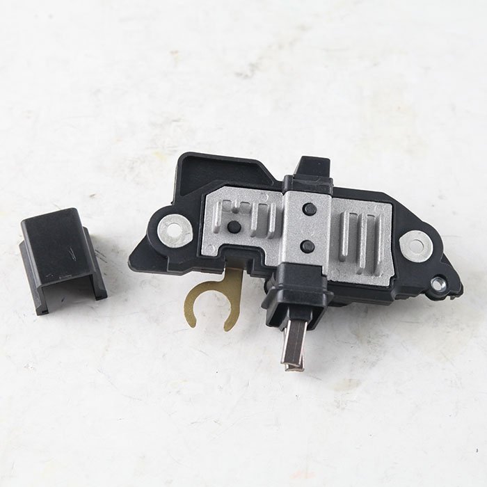 F00M145204 F00M144111 F00M145239 F00M145387 F00M145388 F00MA45234 7701048230 IB239 Starter Alternator Parts Regulator