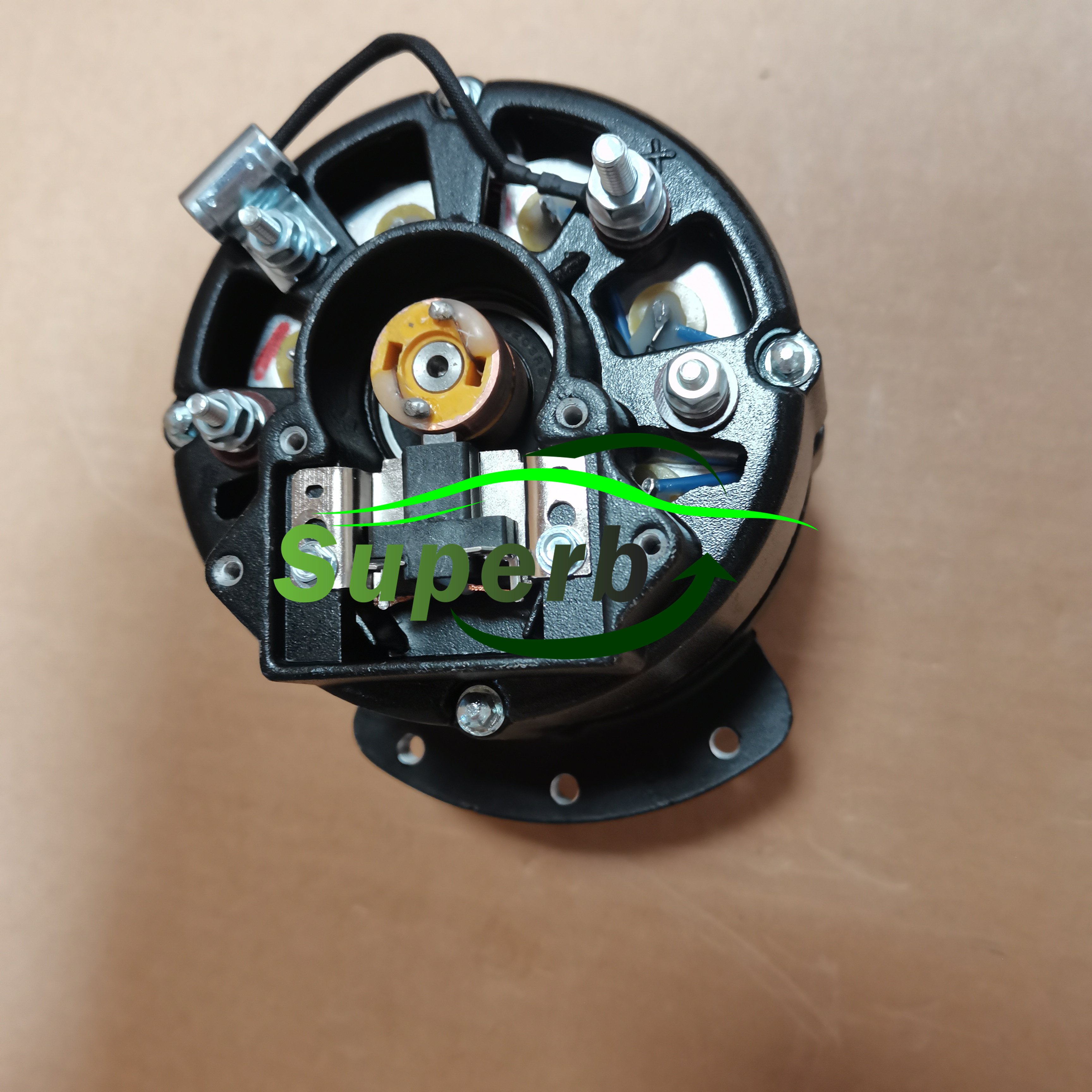ALTERNATOR 8425 8MR2129L 110-612 8MR2198L 10-679 110-679 8MR2198LS 400-16111 AT8425 110371 12V CW 65A for Carrier Transicold