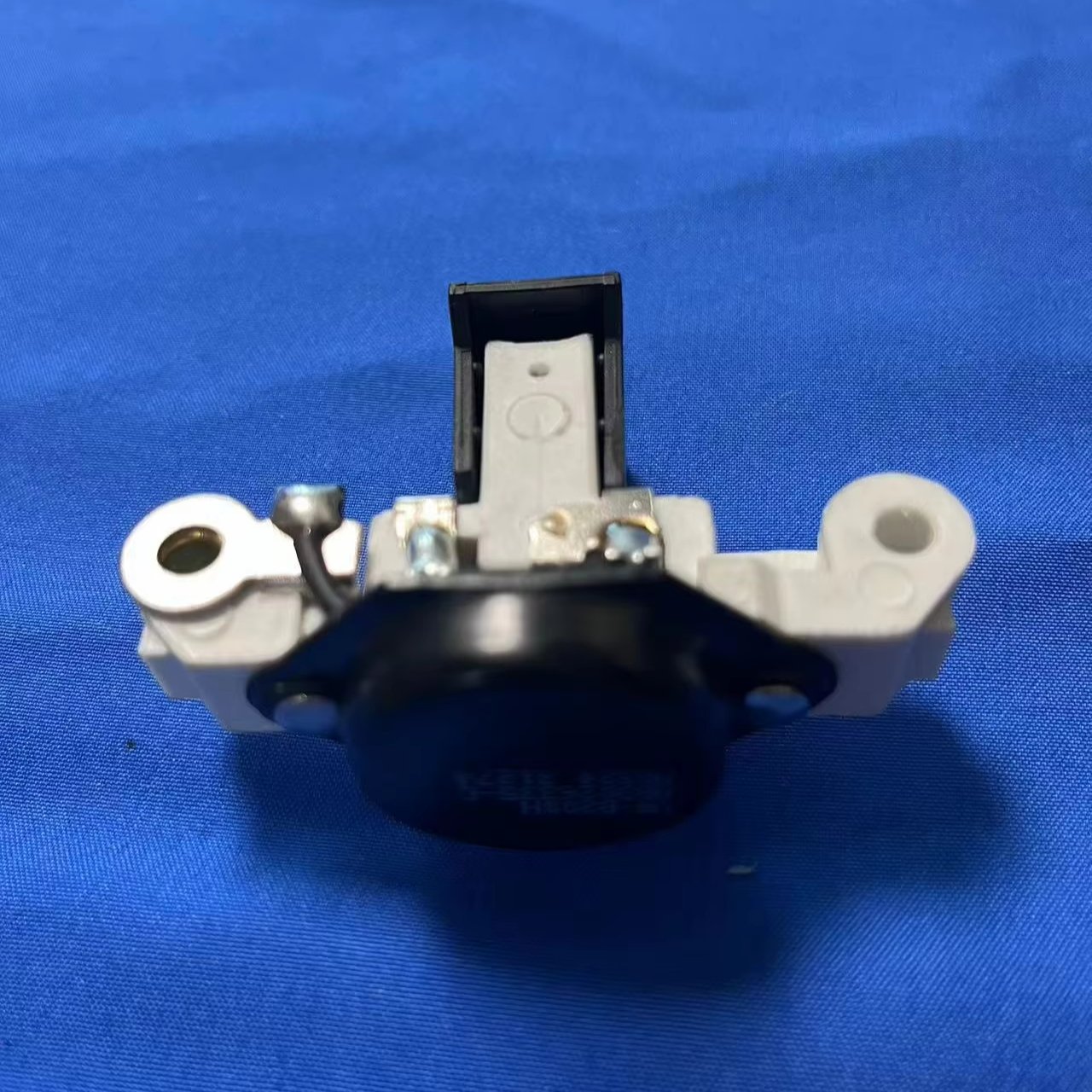 Car 12v Voltage Alternator Regulator for BMW E36 12311432964 12311702927 12311713491 1197311506 1197311516 1197311536 1197311545
