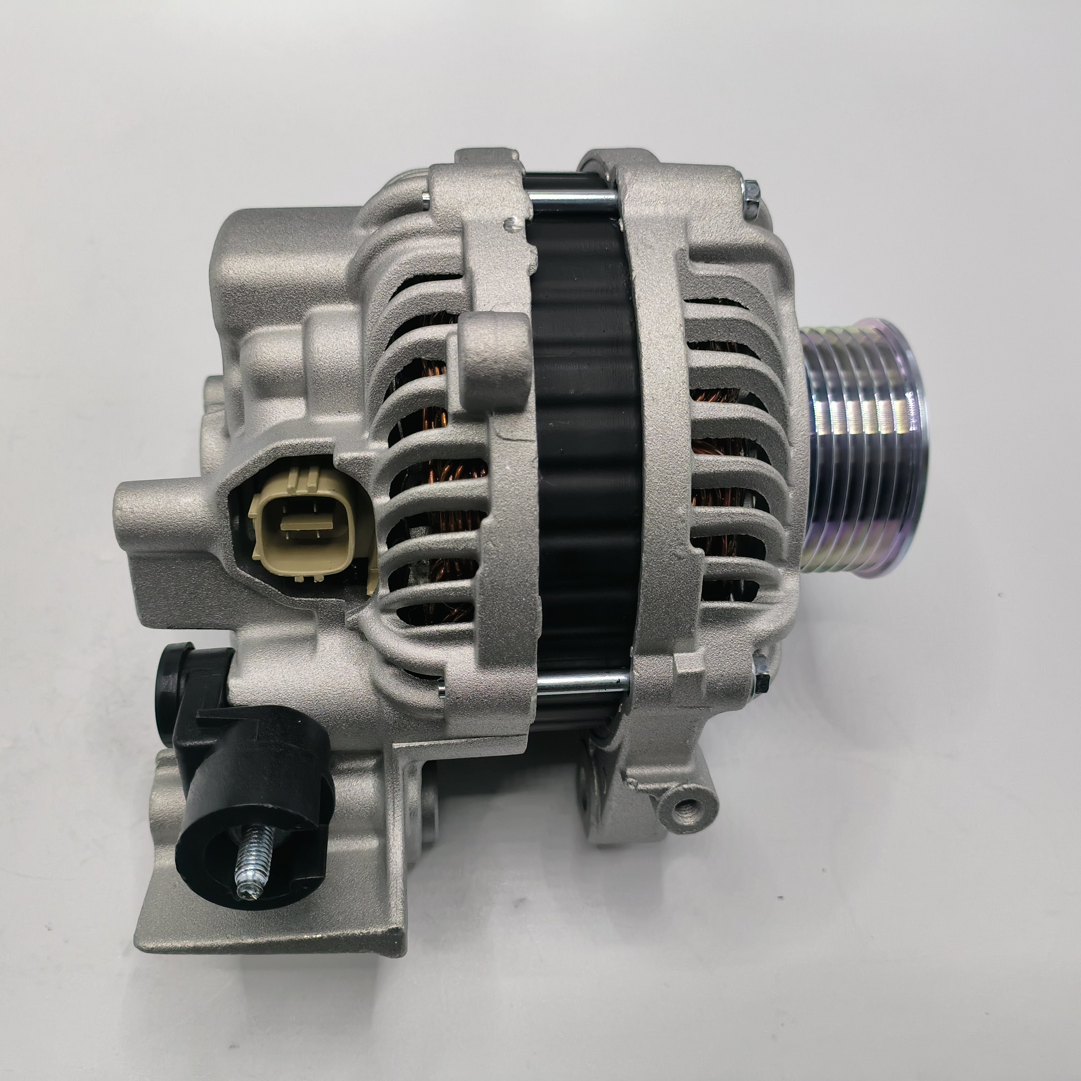 New Customized 14V 90A Car Alternator 31100-RNE-A01 0986080730 Automobile Generator Alternator for Honda FR-V