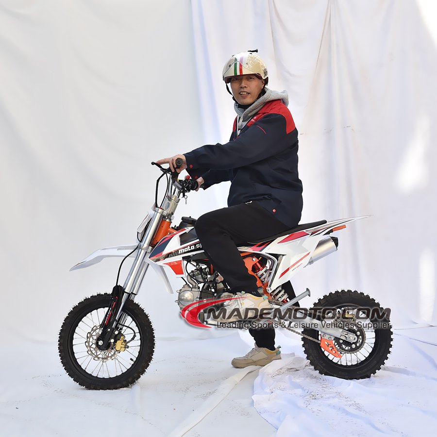 Kayo Basic 125cc and Chongqing Super Cub Motorcycle 110cc 4 Stroke Off Road Dirt Bike