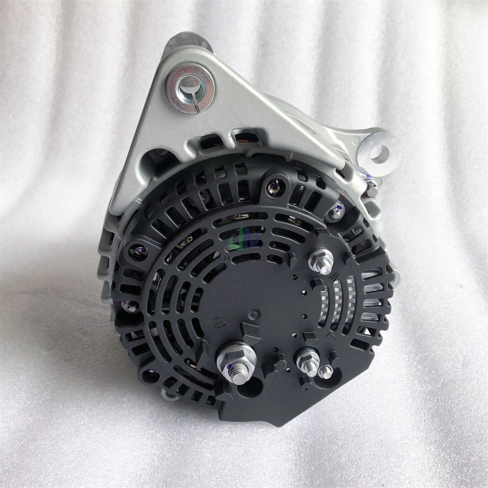 ISF3.8 Diesel Engine Parts 5318117 28V 70A AC Alternator for FOTON