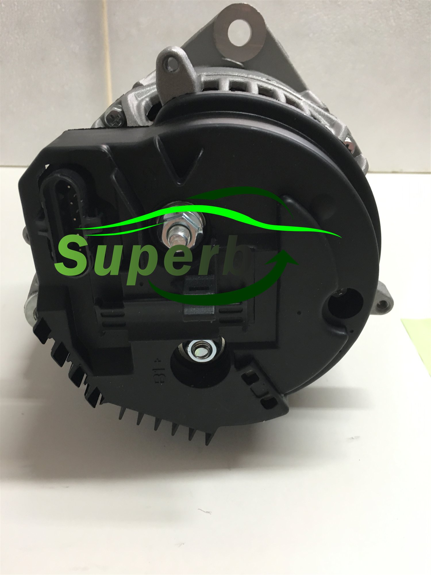 Alternator 24V 80A A0001506650 0001504650 0131545102 A0001508450 A0001542705 A0131545102 0124555015