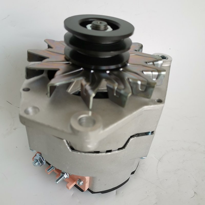 Factory Advantage Supply High Quality Hot Selling Deutz Alternator 1001752070/AVE2746A2 28V/2PK/70A 13024345