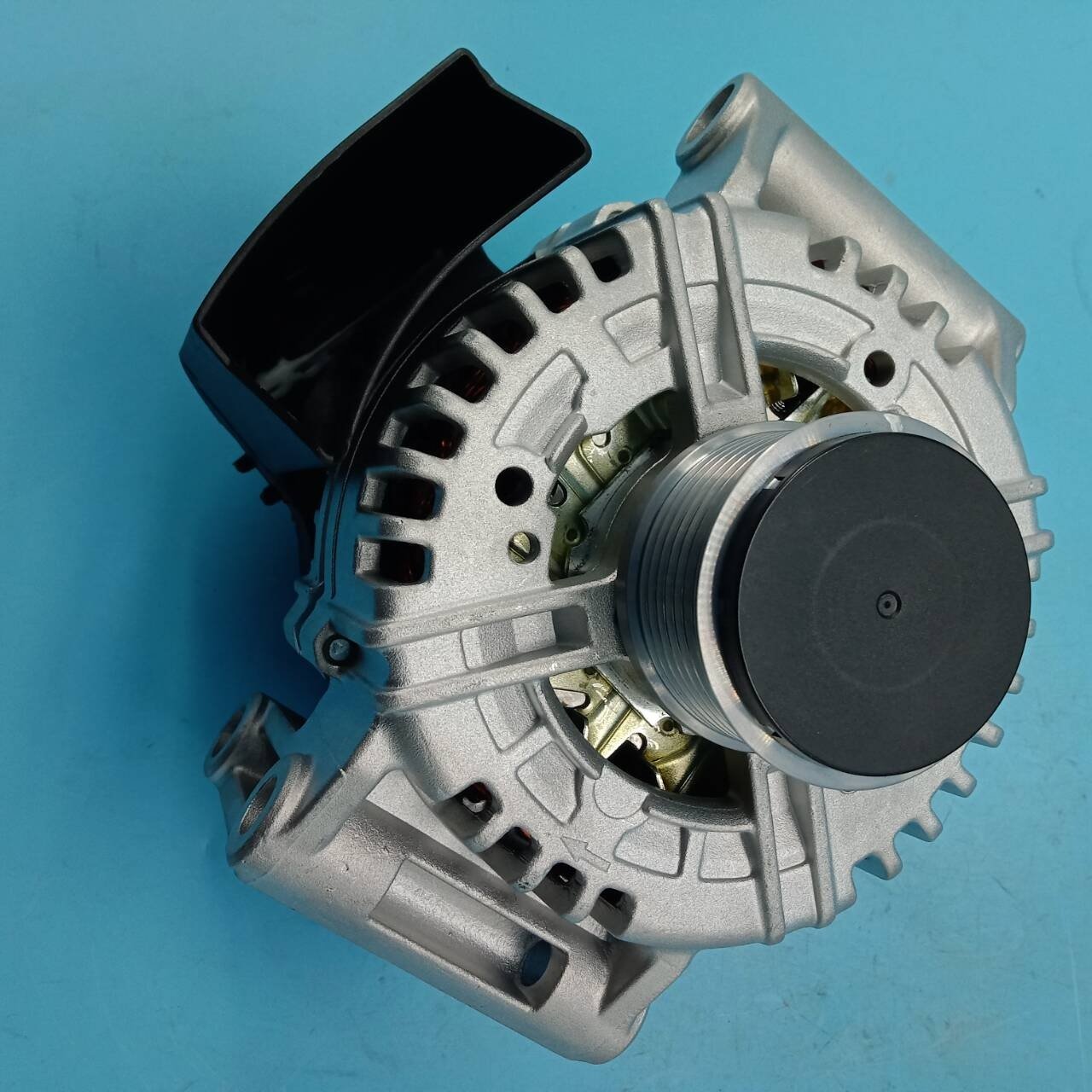 9P2-10300BEE Alternator for JMC VIGUS