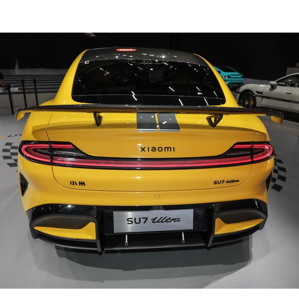 2025 Xiao-mi SU7 Ultra High-Performance Supercar 0-100m 1.98s 93.7kWh Battery 1770N.m Torque 350km/h Max Speed 630km Range NEV