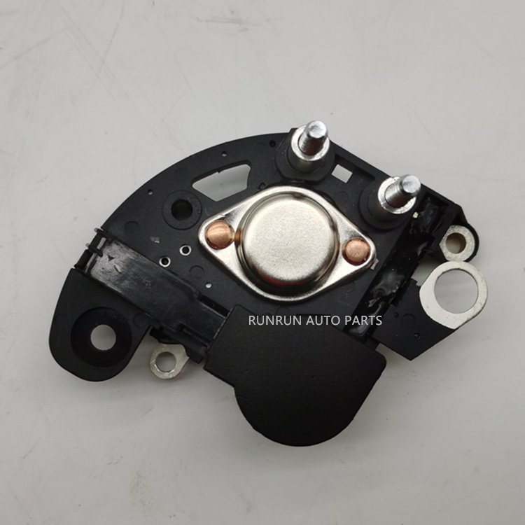 IX123 138789 836287810 SQMGR122 RE4123A Auto Alternator Voltage Regulator 12V