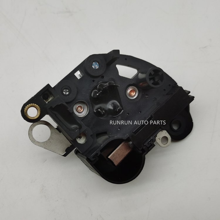 IX123 138789 836287810 SQMGR122 RE4123A Auto Alternator Voltage Regulator 12V