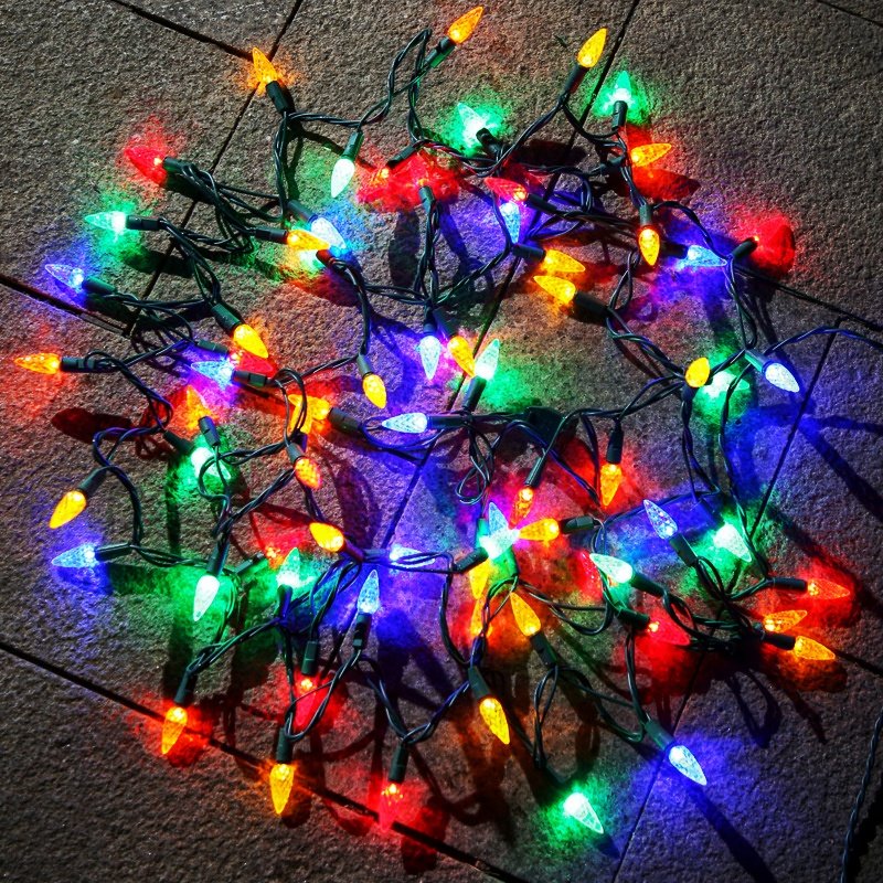 High Style IP44 Battery Powered 8 Function LED Fairy String Indoor Outdoor Strawberry Led Christmas C6 String Light