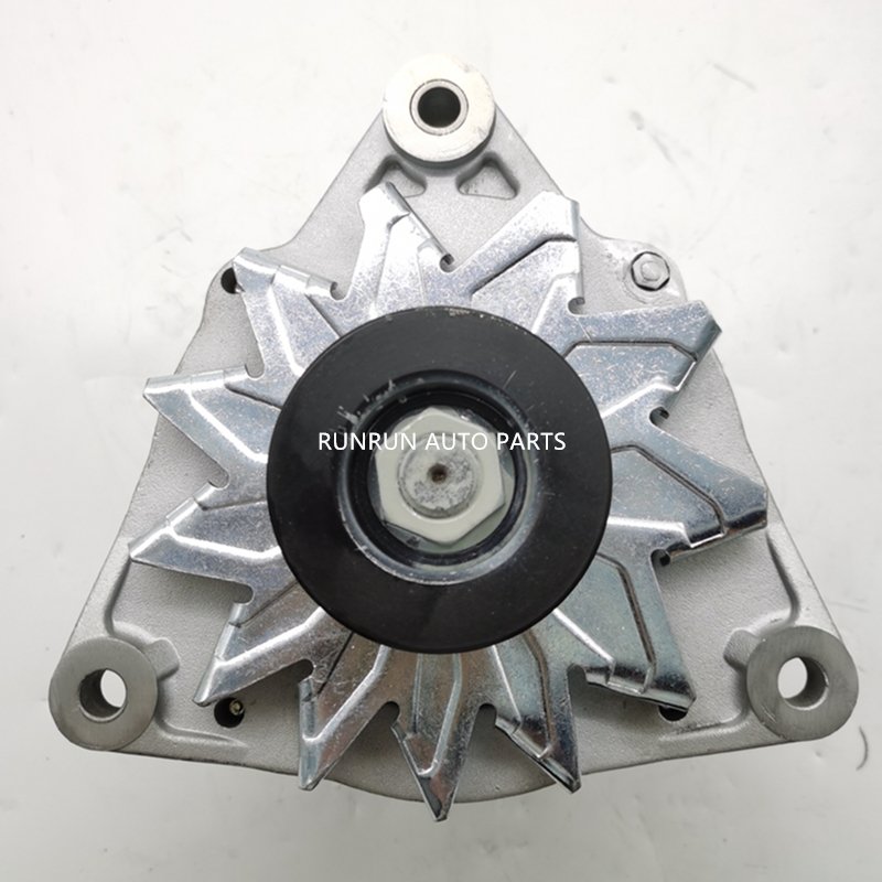 28V 35A Alternator Generator for Weichai DEUTZ 226B MDAC3232 13023777