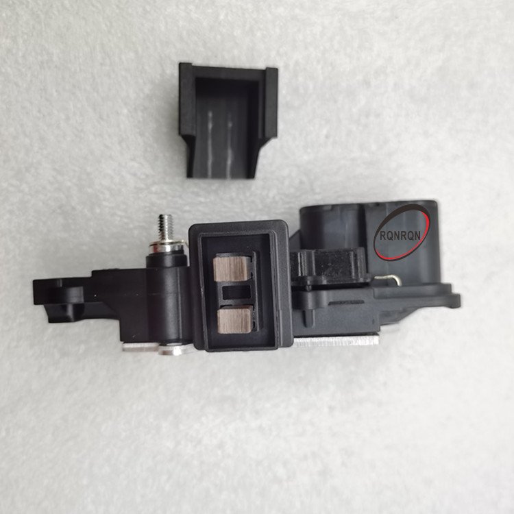 24V Alternator Regulator for VOLVO DXi11 1861902