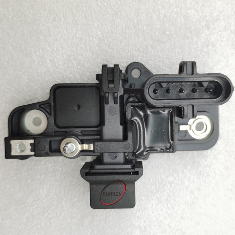 24V Alternator Regulator for VOLVO DXi11 1861902